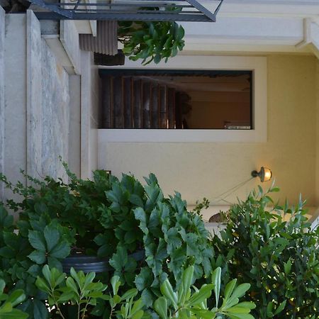 Apartments Serenity Supetar Exterior foto